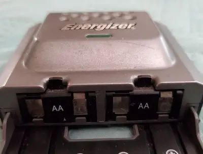 Genuine Energizer Compact CHDC-CA AA/AAA Ni-MH Charger photo 5