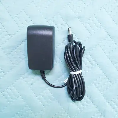 Genuine Ameda Breast Pump Power Supply DYS30W-1, 9V 1.3A photo 2