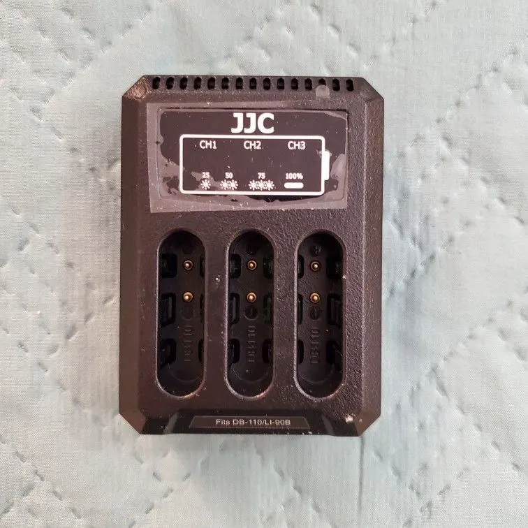 Multi-Battery USB Charger for Ricoh DB-110 and Olympus LI-90B