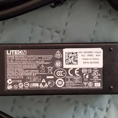 Genuine 19V 1.58A AC Adapter for Dell Venue 11 Pro Tablets photo 2