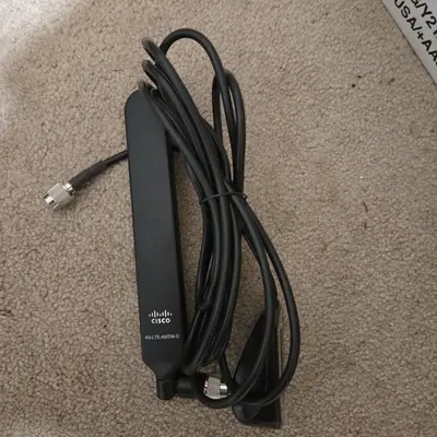 Cisco 4G-LTE-ANTM-D 4G/3G Omnidirectional Dipole Antenna with Base photo 2