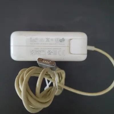 Original Apple 60W MagSafe 2 Power Adapter for MacBook photo 2