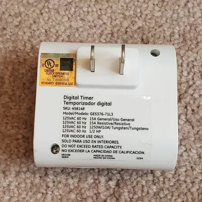 GE SunSmart 7-Day Programmable 2-Outlet Plug-In Timer photo 2