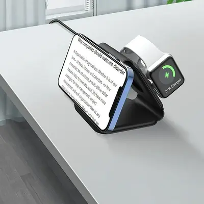 3-in-1 Foldable Magnetic Wireless Charging Pad for Travel photo 3