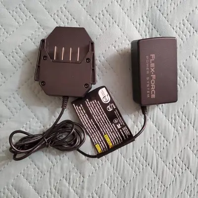 Toro 60V 1A Flex-Force Lithium-Ion Battery Charger photo 2