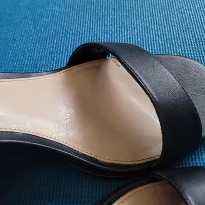Vince Camuto Black Leather Heeled Sandals, Size 8.5 (EU 39) photo 6
