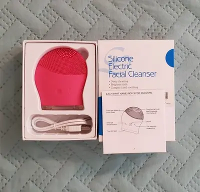 Silicone Electric Facial Cleansing Brush, Waterproof photo 3