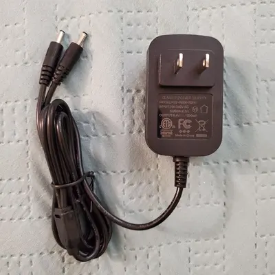 8.4V 1.2A Dual-Channel Charger for Drone Li-Ion Batteries