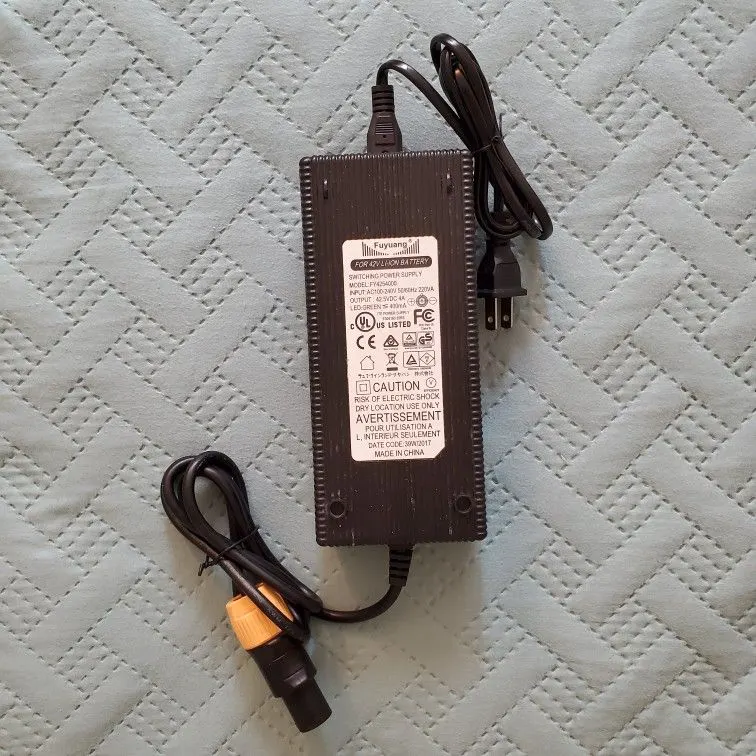 Fuyuang 42.5V 4A Charger for 42V Li-Ion Batteries, YF-24 Connector