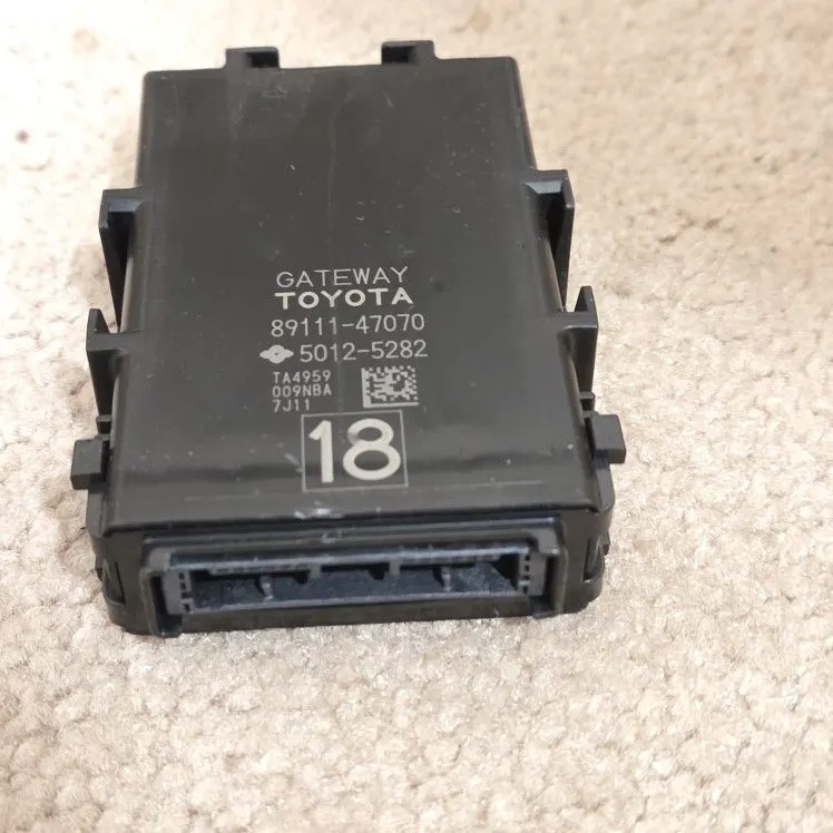 Toyota Prius Prime Network Gateway Control Module 89111-47070, 2017-2021