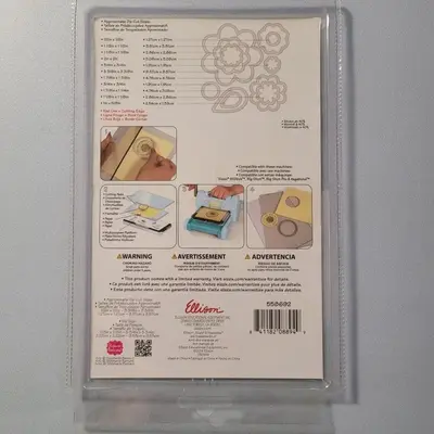 Sizzix Framelits Flowers Layers Die Set, 11 Pieces photo 2