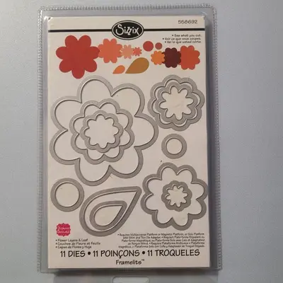 Sizzix Framelits Flowers Layers Die Set, 11 Pieces