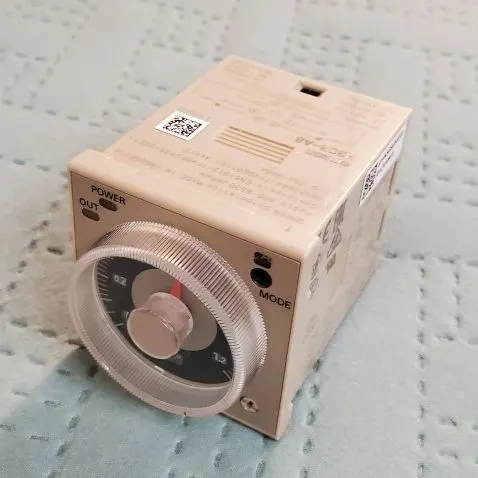 OMRON H3CR-A8 Multifunction Timer, AC24-48/DC12-48