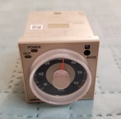 OMRON H3CR-A8 Multifunction Timer, AC24-48/DC12-48 photo 2
