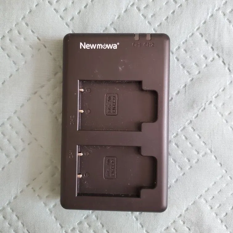 Dual USB Charger for Nikon EN-EL19 and Canon BP-511 Batteries