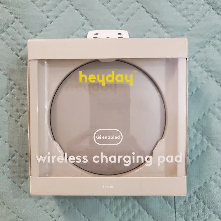 Heyday Qi Wireless Charging Pad with Micro USB Cable