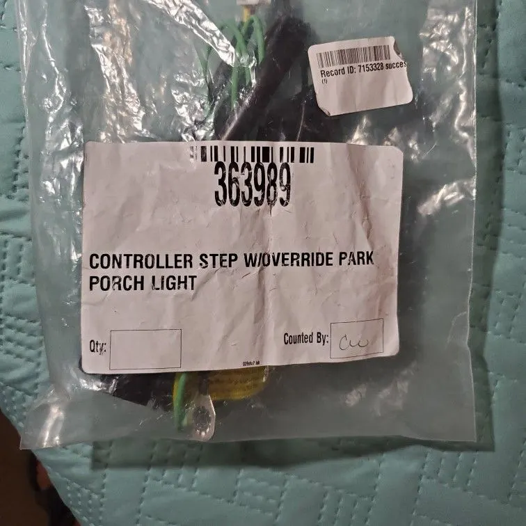 Kwikee RV Entry Step Controller 363989 with Override and Porch Light