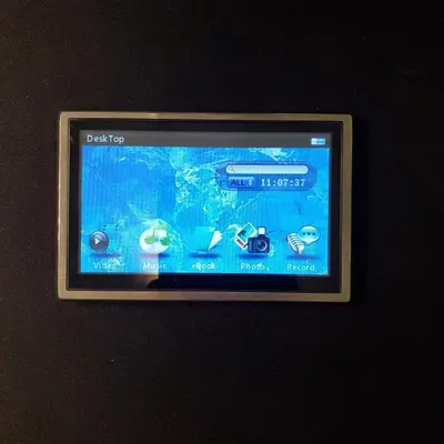 Ematic EM714VID 4.3" HD Touch Screen 4GB MP3 and Video Player with FM photo 2