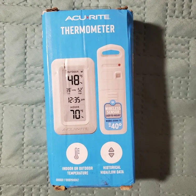 AcuRite Digital Indoor/Outdoor Thermometer with Clock