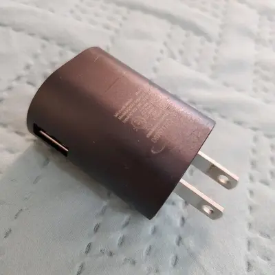 Original Microsoft Mobile AC-60U 5V 1.5A USB Wall Adapter