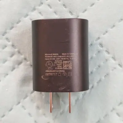 Original Microsoft Mobile AC-60U 5V 1.5A USB Wall Adapter photo 2