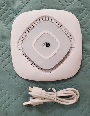Press Play ChargeWAVE PPCWB01 Qi Fast Wireless Charging Pad