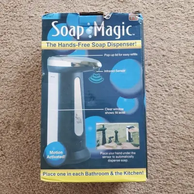 Touchless Automatic Liquid Soap Dispenser with IR Sensor photo 1