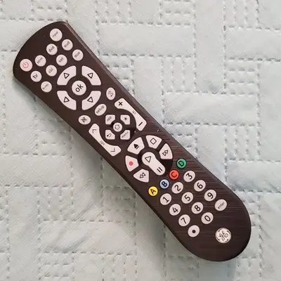 GE Backlit Universal Remote for Samsung, Vizio, LG, Sony, Roku, Apple TV