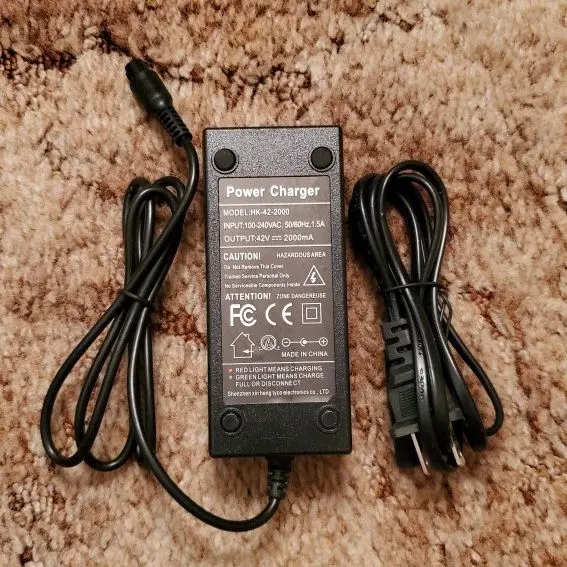 Scooter Adapter, 42V 2A Mini 3-Prong Inline Connector