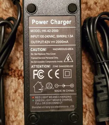 Scooter Adapter, 42V 2A Mini 3-Prong Inline Connector photo 2