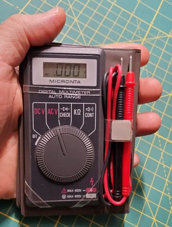 Vintage Micronta 22-171A Autoranging Digital Pocket Multimeter with Case
